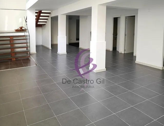 LOCAL COMERCIAL DE 400 METROS CON GRAN ESCAPARATE A 100 METROS DE PLAZA MAYOR — 7