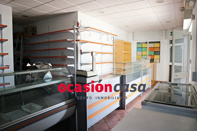 Local comercial 60m² en venta - Albolafia - foto 3