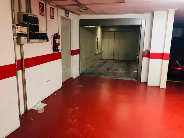 Venta garaje zona centro - foto 4