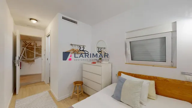 Hostal en pleno funcionamiento en el centro de Alicante | licencia turística | rentabilidad 10%-14% — 15