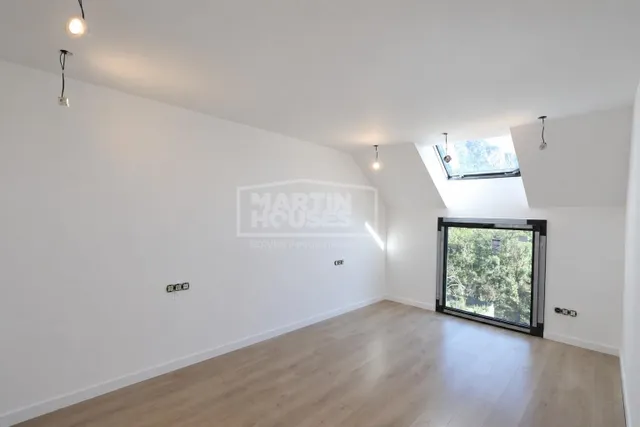 ÁTICO DE 4 habitaciones CON TERRAZA DE 133 M2 — 6