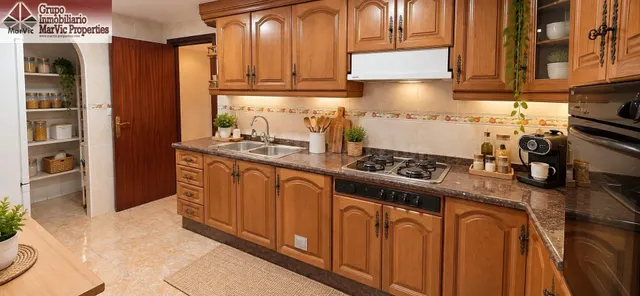 Amplio Piso en Benidorm - Zona Centro, Ideal para Inversión — 5