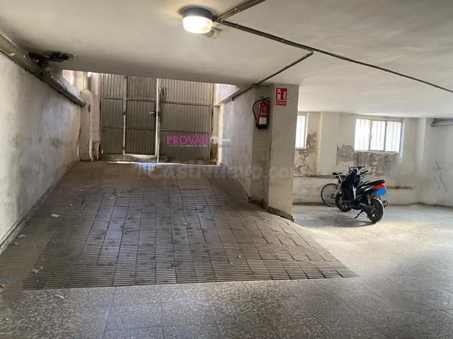 PETRER ALICANTE ,GARAJE EN ZONA DE LA FOIA PARA UNOS 7 COCHE - foto 2
