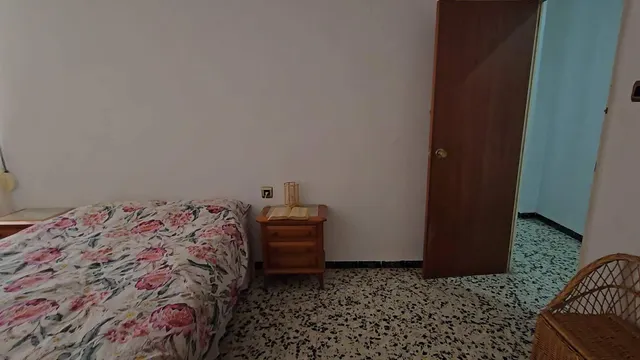 AMPLIO PISO EN  ZONA PLAZA MADRID — 39