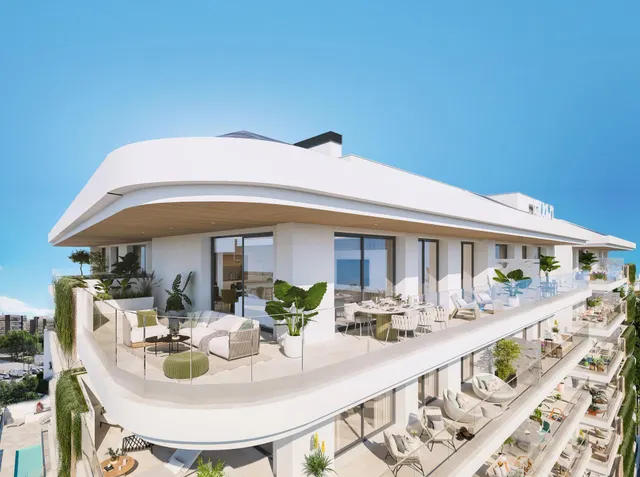 Fuengirola - Primera Planta de lujo - 3 dormitorios - garaje - trastero - piscina - spa — 13