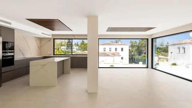 Chalet 6 habitaciones 419m² en venta - Marbella — 14
