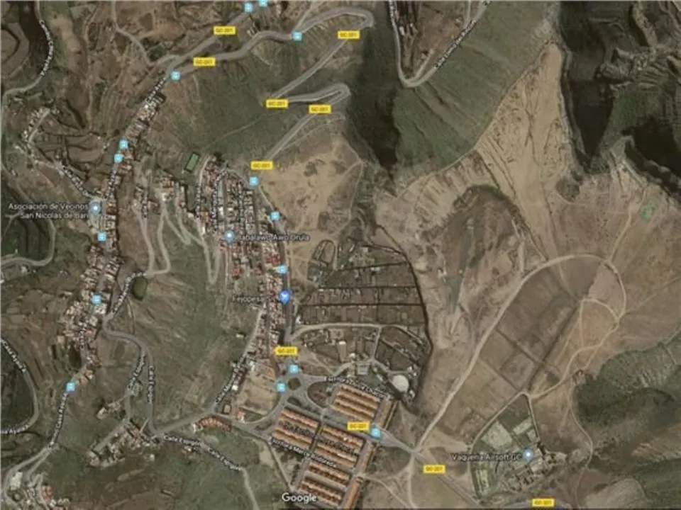 Casa Ayala, Ladera alta 19.616 m2