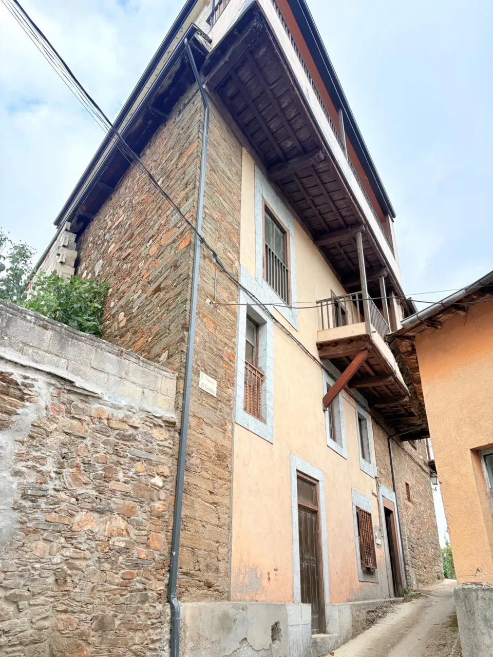 CASA PARA REFORMAR EN VILLAR DE LOS BARRIOS