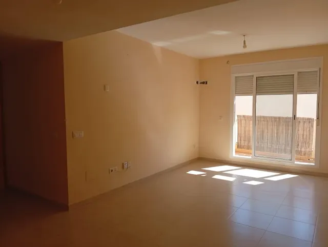 Amplio Piso de 2 habitaciones en el Corazón de Vera — 23