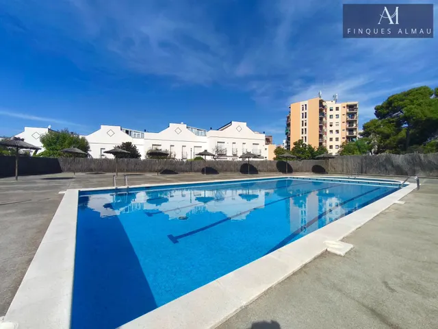 Espectacular Adosado en Quint Mar, Sitges. — 44