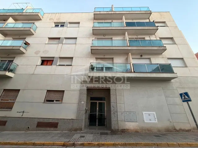 PISO EN EL CENTRO DE EL EJIDO