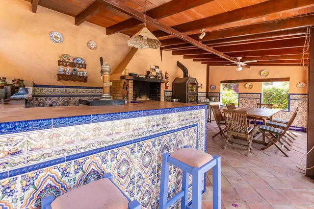 CHALET EN LOS DOLORES — 11