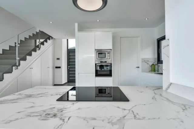 Impresionante villa moderna en una ubicación privilegiada con vistas al mar — 28