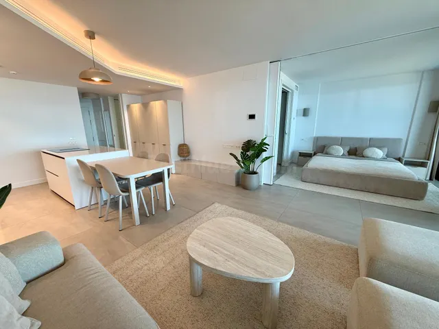 Apartamento con vistas al mar. 2 dormitorios, 2 baños. Reser - foto 4