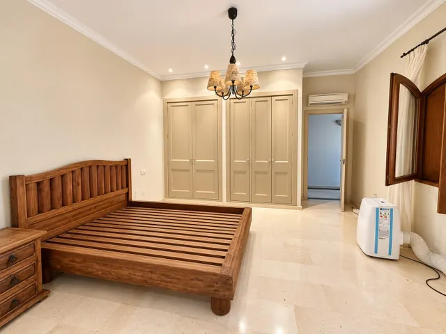 Vivienda de lujo en La Manga Club con jardín, piscina privada y garaje — 9