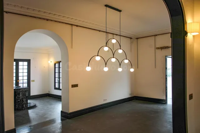 Chalet reformado independiente con jardín y piscina - Ciudad Jardín — 10