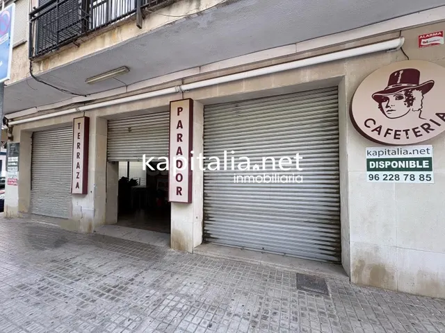 SE TRASPASA BAR- RESTAURANTE TOTALMENTE EQUIPADO LISTO PARA 