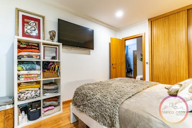 ¡ un piso con terraza de más de 25 m2, garaje y trastero en Carballo por 189.990€! — 35