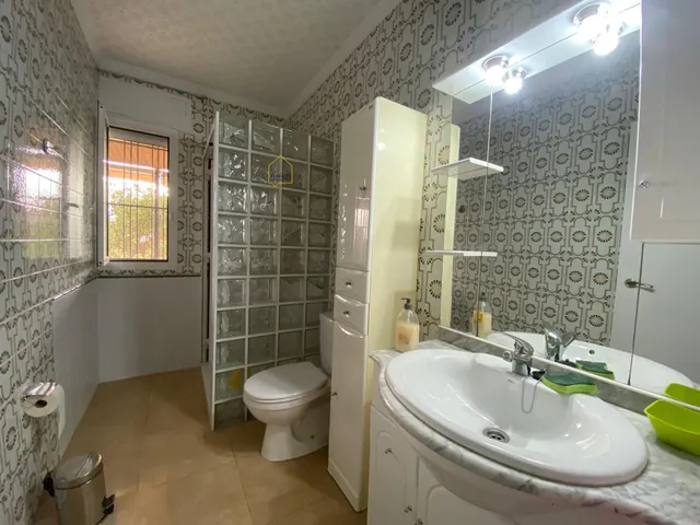 CASA LUMINOSA CON PARCELA A UN PASO DEL CENTRO — 10
