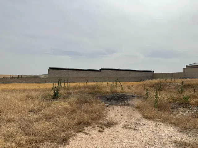 VENTA DE SOLAR URBANIZABLE DE 577 M2 EN CHIMENEAS — 33