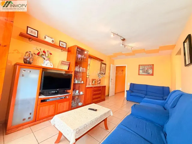 PISO DE 3 habitaciones CON ASCENSOR EN EL CENTRO DE VINARÒS  - foto 4