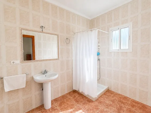 Villa independiente con piscina en Montepinar – Orihuela - foto 5