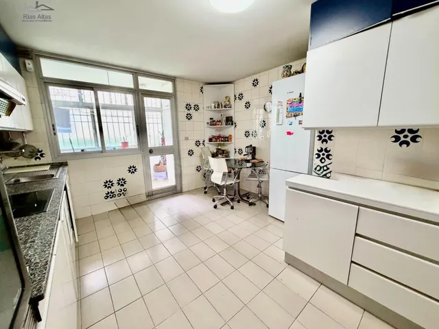 Espectacular piso de 187 m2 con garaje y trastero en la zona - foto 4