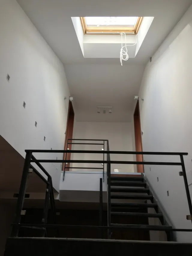 DÚPLEX DE 113 M2, NUEVO, 2 HAB., SALÓN, COCINA, 3 BAÑOS. CALIDADES LUJO — 25