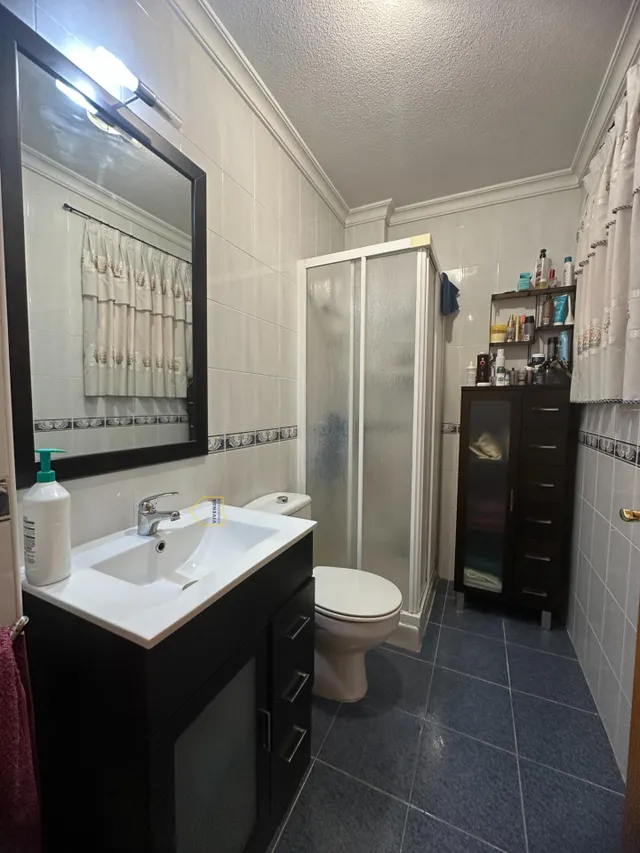 Dúplex de 4 dormitorios, cochera y patio en San José — 28