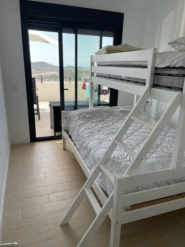 APARTAMENTO EN CAMPORROSO CON VISTAS AL MAR - foto 2