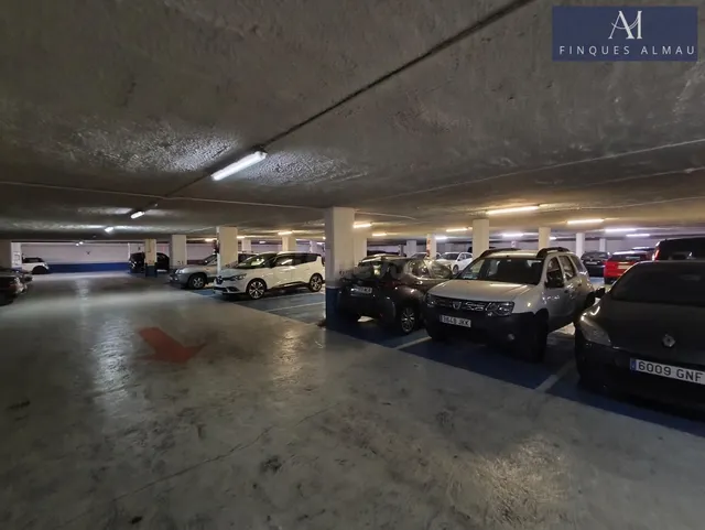 Oportunidad de Inversión: Parking en primera planta en el Ce - foto 4