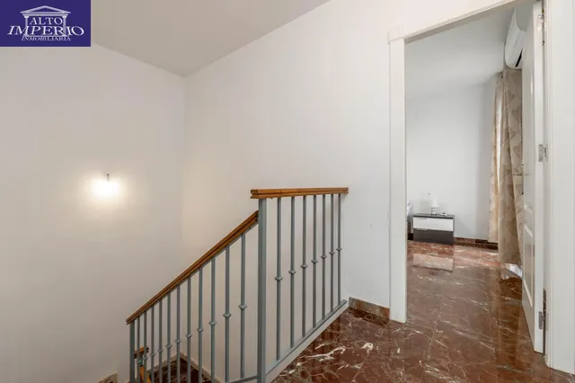 Encantadora Casa Reformada en Ogijares con Vistas y Espacios para Disfrutar — 31
