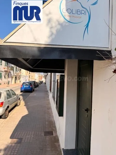 Local en venta en Es Castell – listo para abrir esta tempora - foto 3