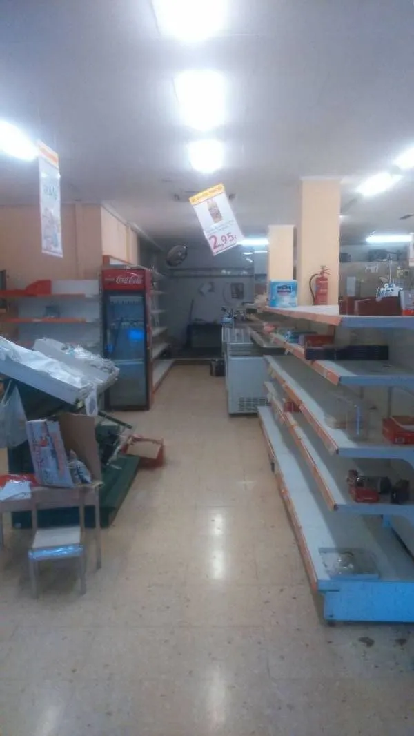 LOCAL COMERCIAL CON AIRE ACONDICIONADO - foto 4