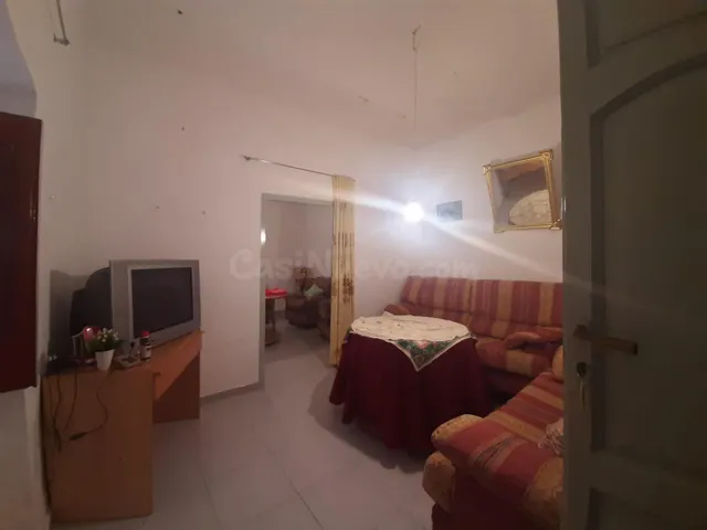 Gran casa con patío de 150 metros en Aliseda - foto 5