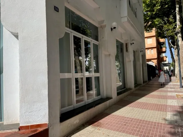 Negocio 460m² en venta - Marbella — 18