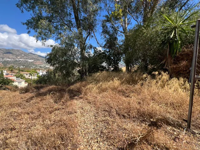 Parcela con Proyecto y Licencia: Villa de Diseño con Vistas Panorámicas al Mar y la Sierra de Mijas — 18