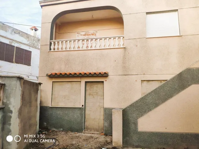 Conjunto de solares urbanos con 6 viviendas en chaflán a 4 calles – Gran oportunidad de inversión en zona costera — 3