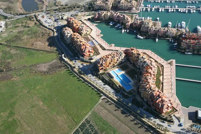 Local comercial 200m² en venta - San Roque Pueblo — 14