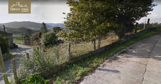 Parcela urbanizable de 1000 m2 en Paiosaco