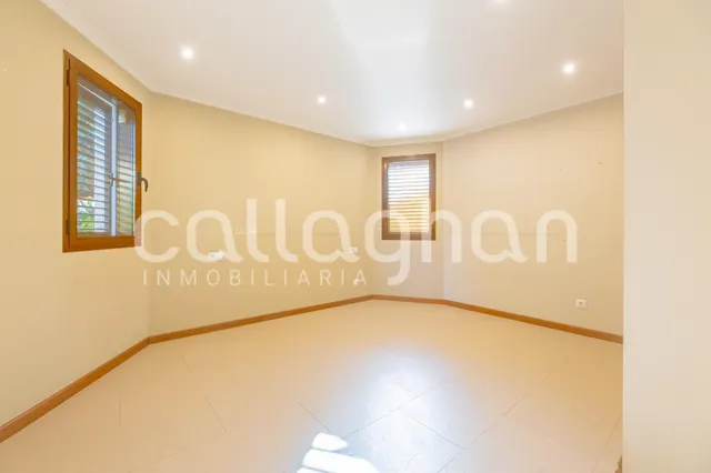 Exclusivo Chalet en Torre en Conill — 50