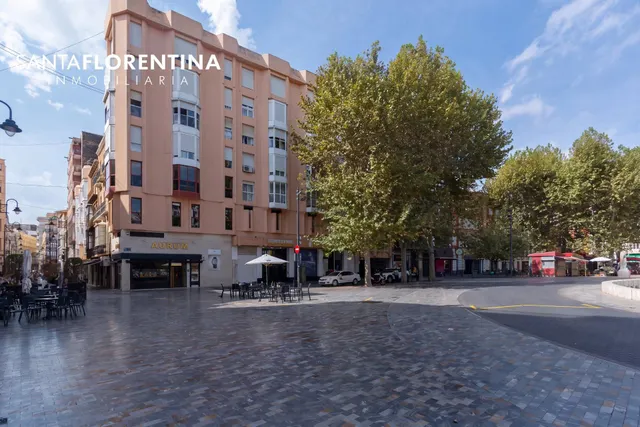 Piso 1 habitación 70m² en venta - Casco Antiguo — 23