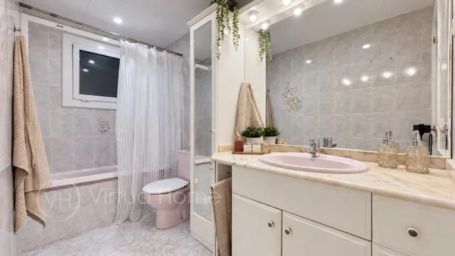 Piso muy céntrico con 4 habitaciones — 29