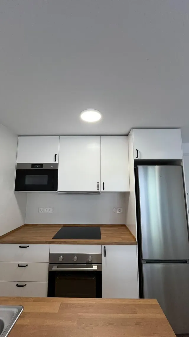 Alquiler de obra nueva con cocina con isla, balcón y piscina comunitaria — 12