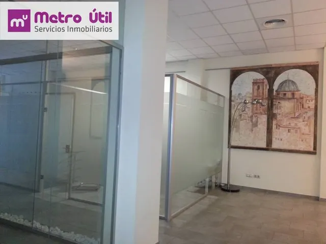 VENTA DE LOCAL COMERCIAL con una ubicación excelente!!!! Zona Avda Novelda — 3