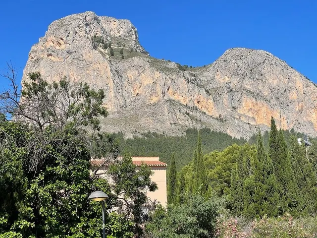 Terreno para hacer 10 chalets con vistas al mar, oportunidad. — 8