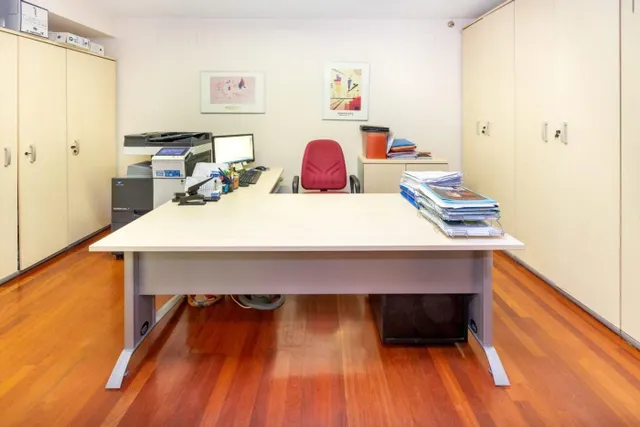 Magnífica oficina en venta — 21