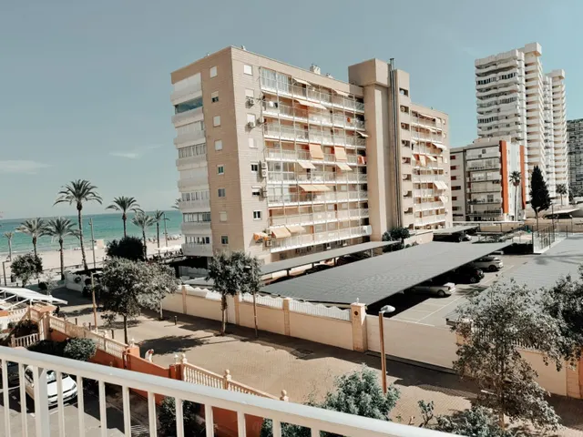 PLAYA SAN JUAN, 1ª LINEA, ALQUILER TEMPORAL — 13
