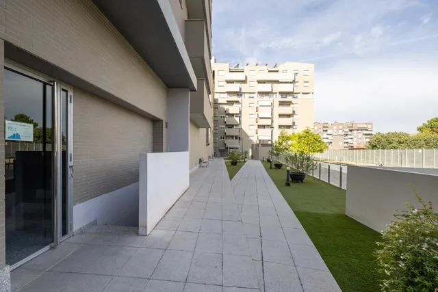 MARAVILLOSO PISO DE DOS DORMITORIOS Y GARAJE EN EL PTS — 11