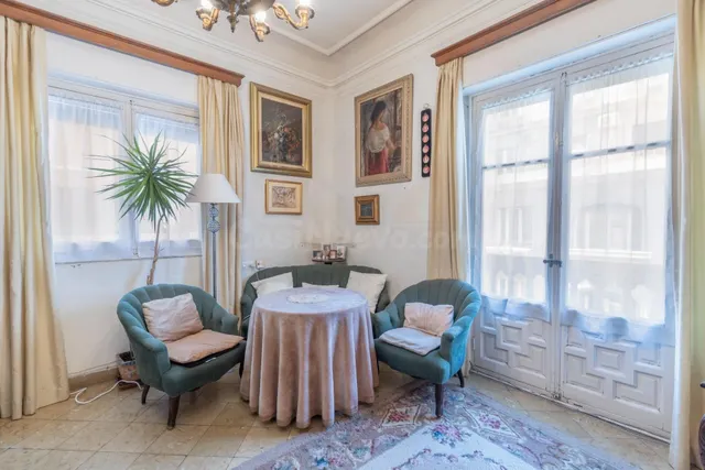 EXCLUSIVA VIVIENDA SEÑORIAL EN ANGEL GANIVET, EN PLENO CORAZON DE GRANADA — 4
